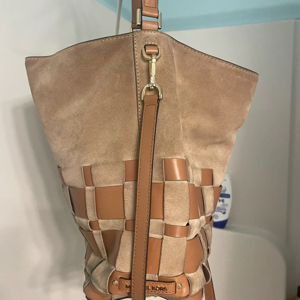 Michael Michael Kors Vivian Large Woven Suede Hobo - Picture 3 of 16